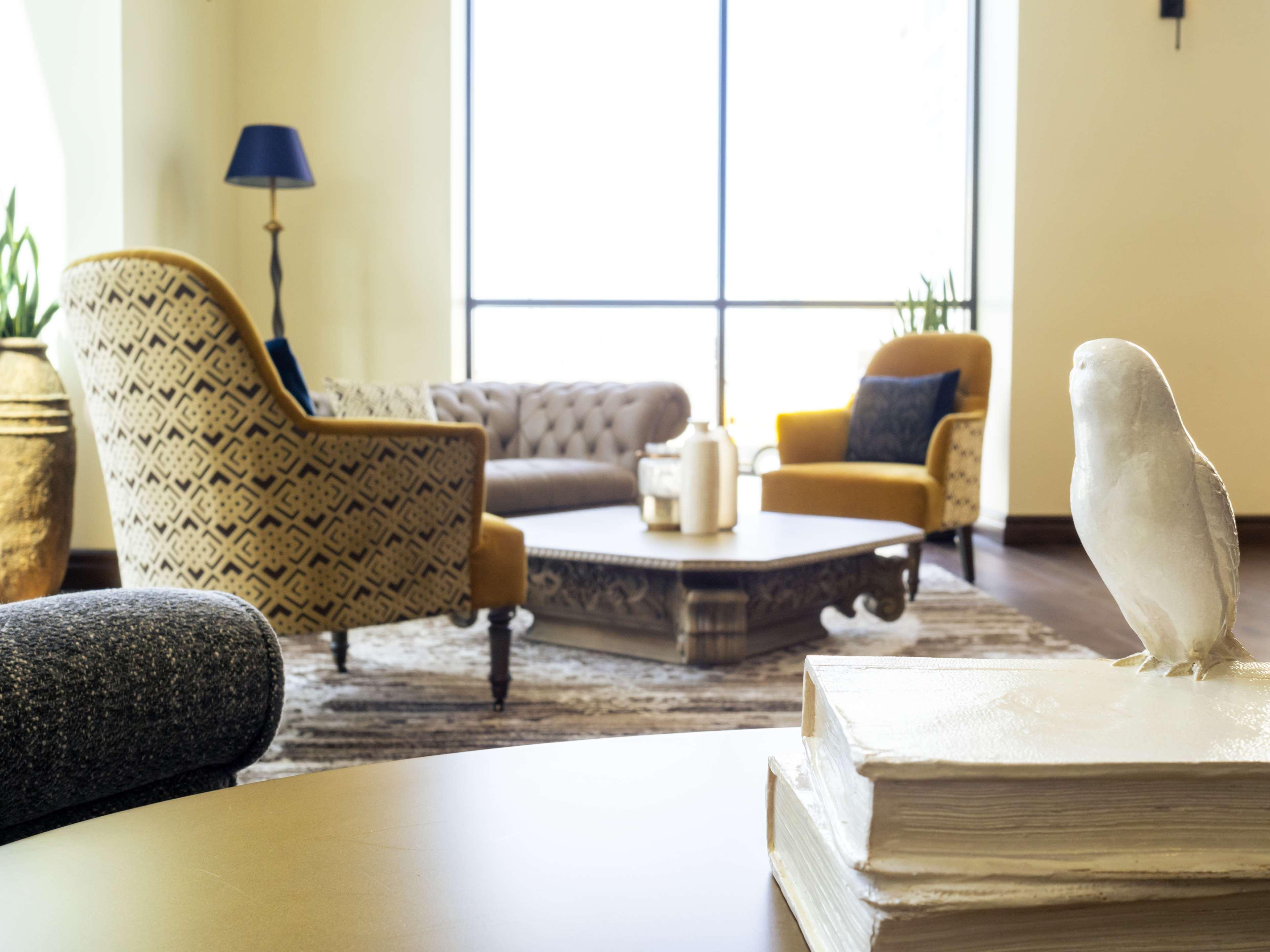 Отель The Peregrine Omaha Downtown Curio Collection By Hilton Экстерьер фото