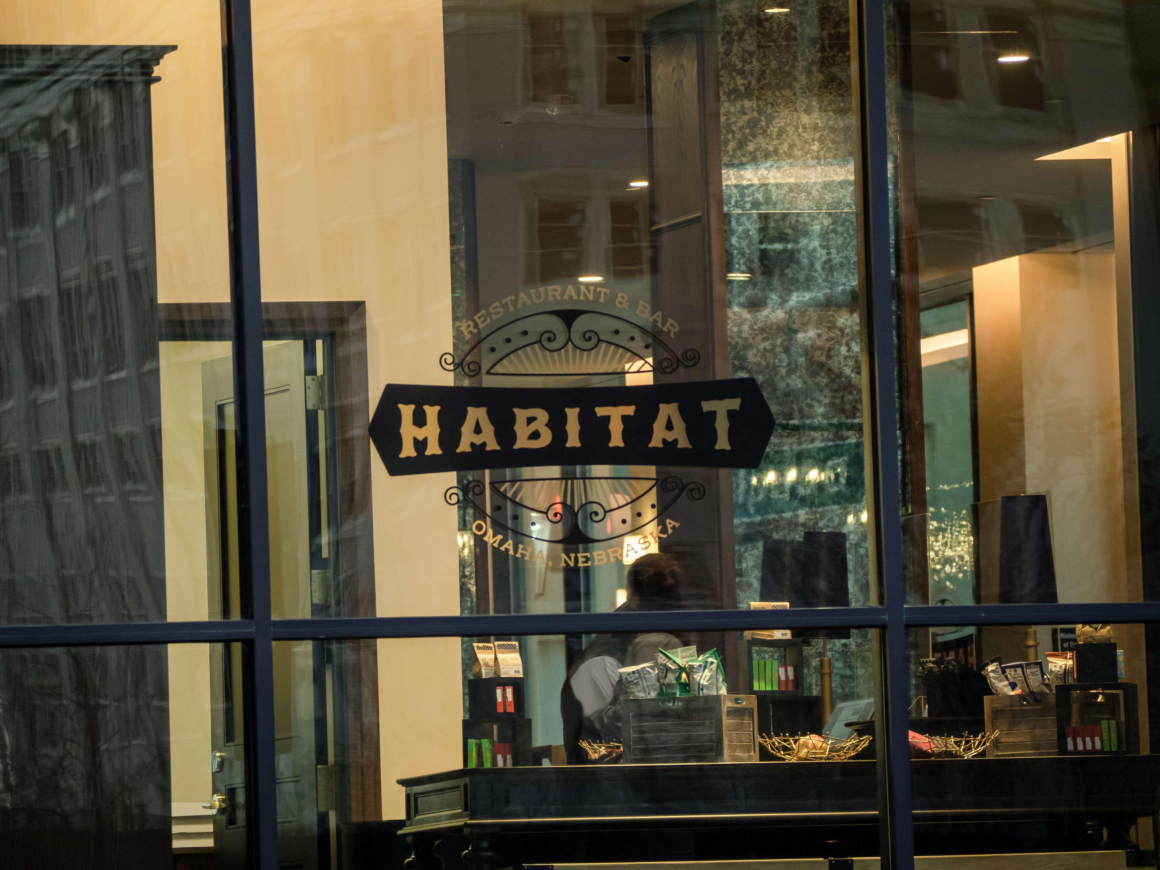 Отель The Peregrine Omaha Downtown Curio Collection By Hilton Экстерьер фото