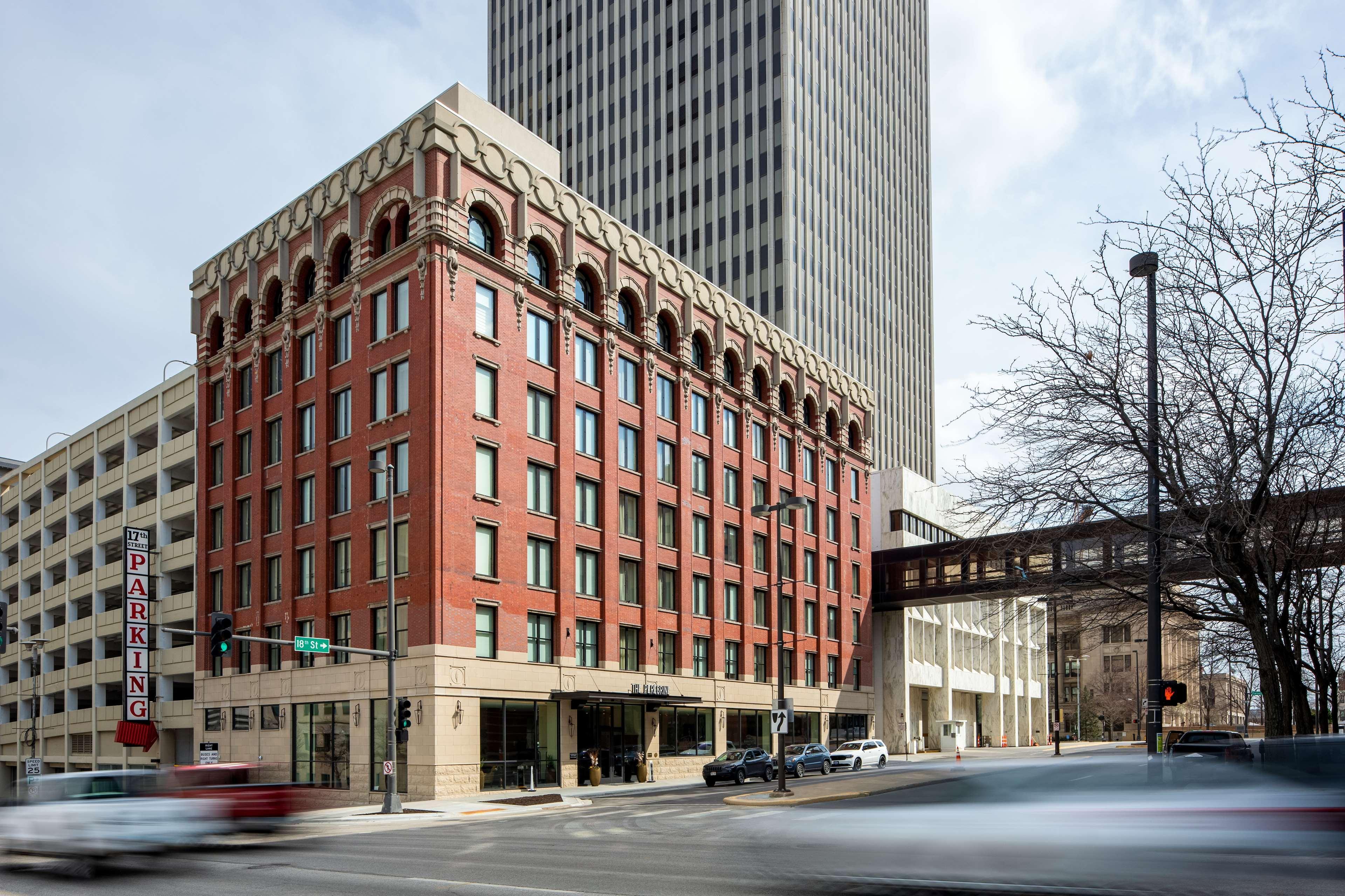 Отель The Peregrine Omaha Downtown Curio Collection By Hilton Экстерьер фото