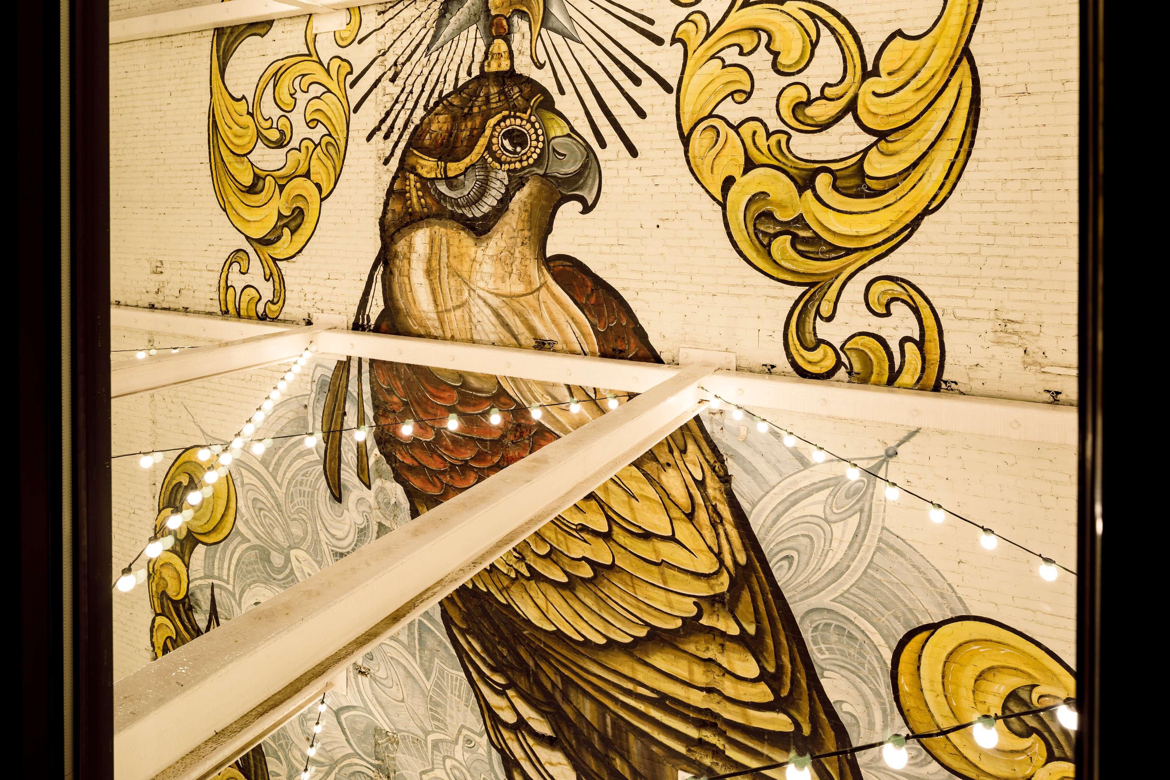 Отель The Peregrine Omaha Downtown Curio Collection By Hilton Экстерьер фото