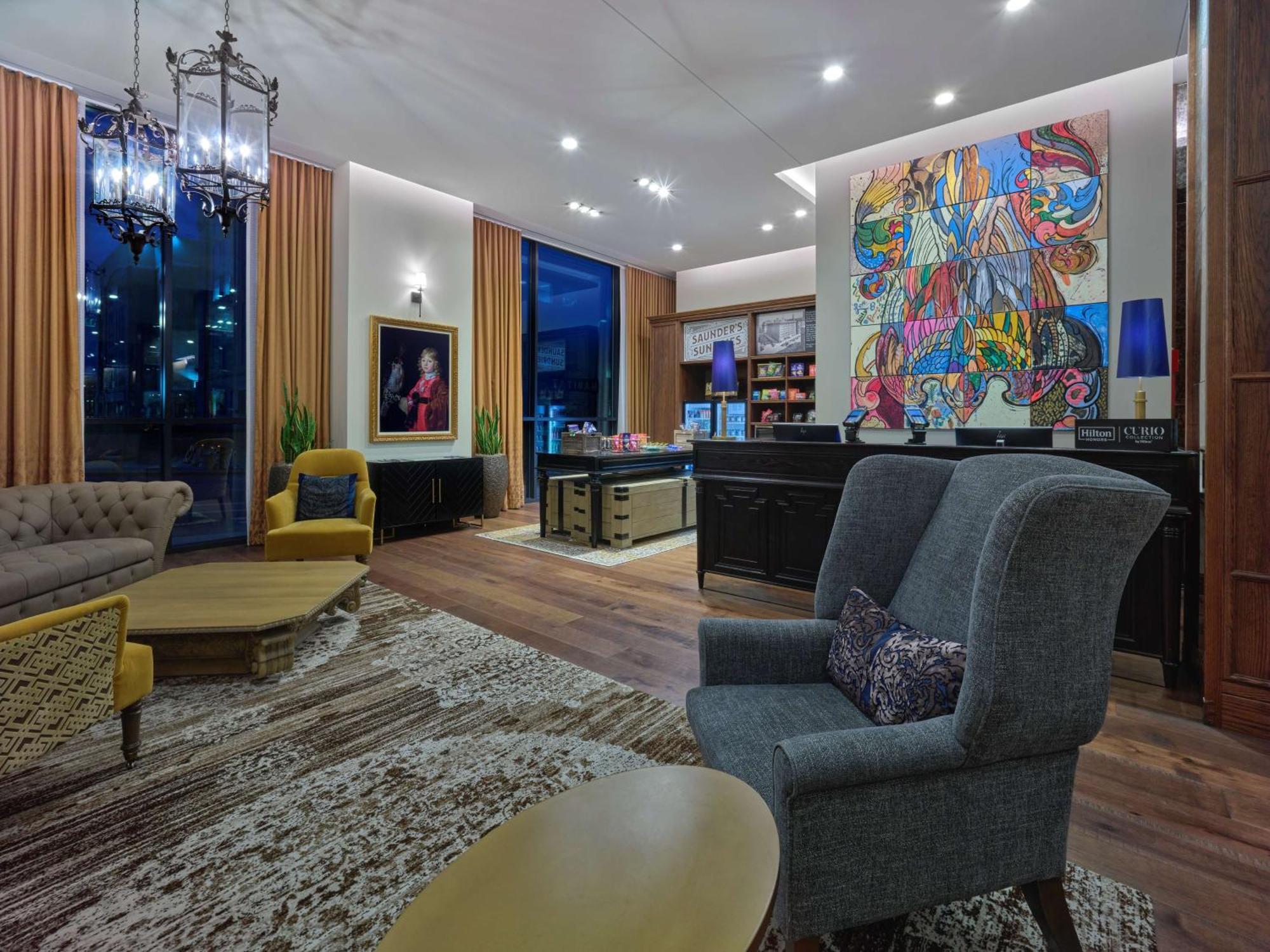 Отель The Peregrine Omaha Downtown Curio Collection By Hilton Экстерьер фото